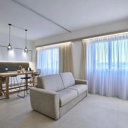Five Stars Luxury 公寓 *